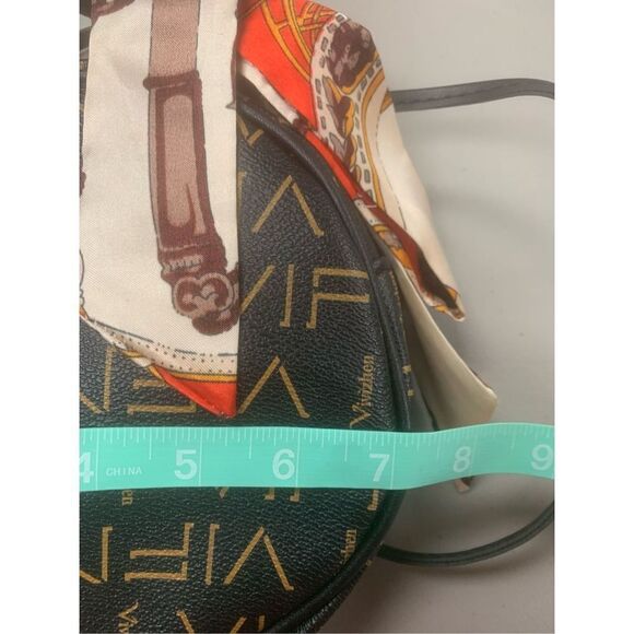 Circle Monogrammed Crossbody Bag - Picture 7 of 8